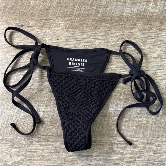 Frankies Bikinis Black Naia Tie Side Skimpy Bikini Bottom Size Large